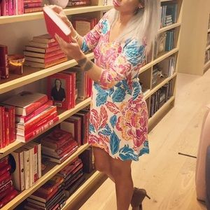 DVF 100% Silk dress size 6